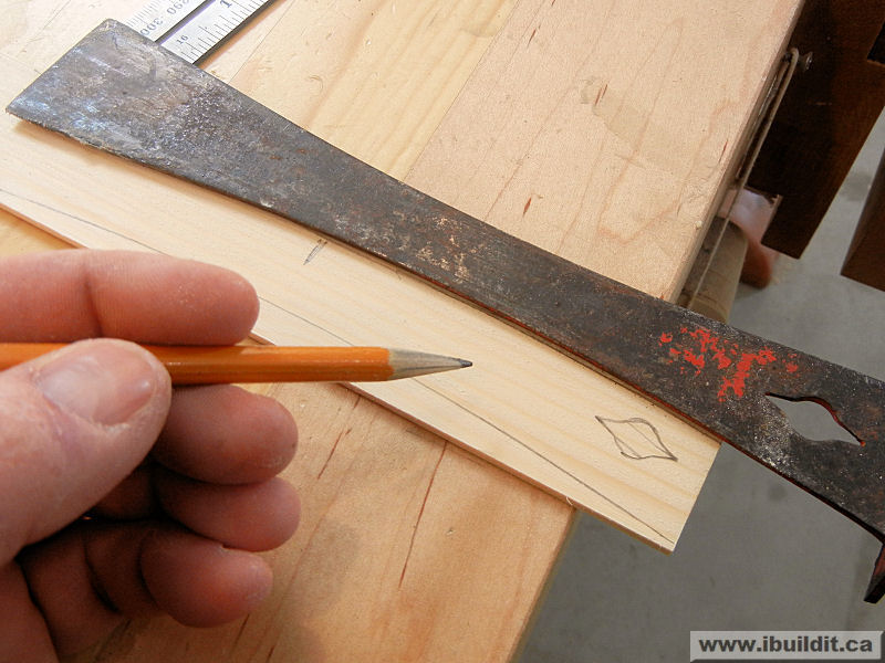 make a knife from an old steel pry bar